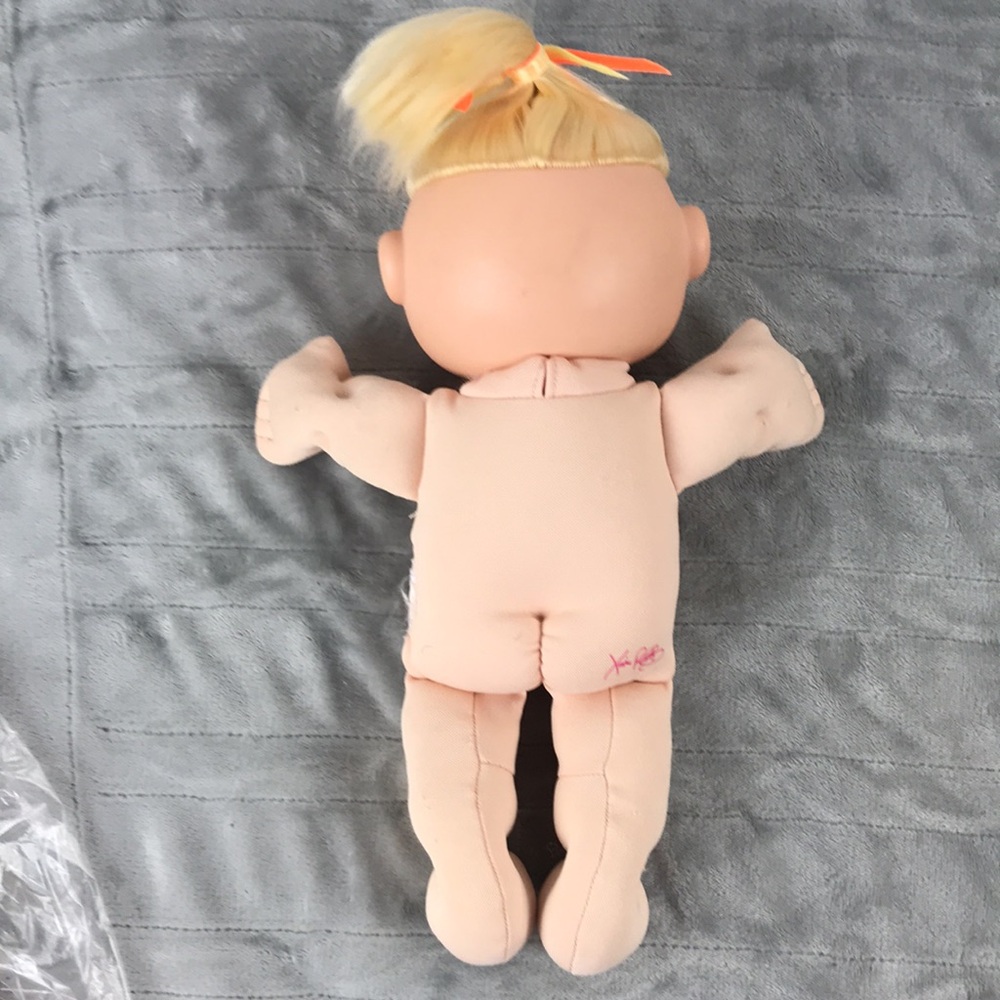 Cabbage Patch Baby - Picture 6 of 13